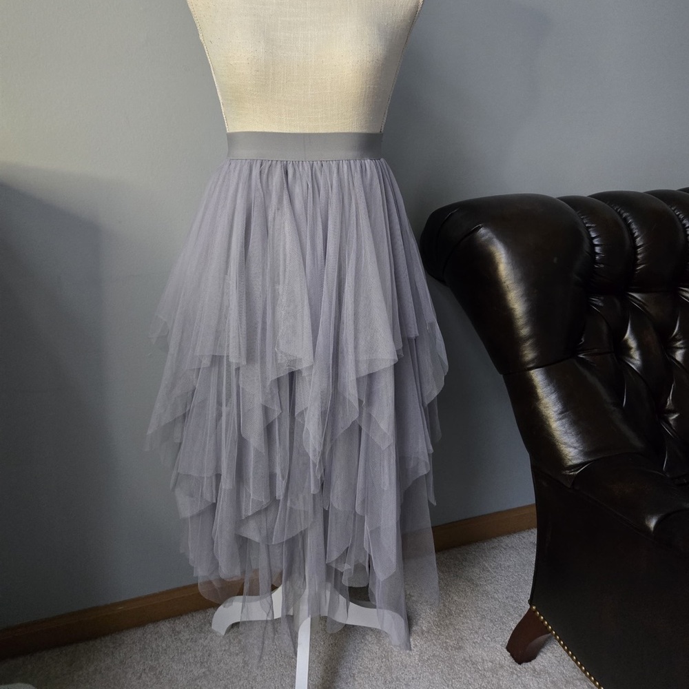 Women's Layered Tulle Skirt in Light Gray